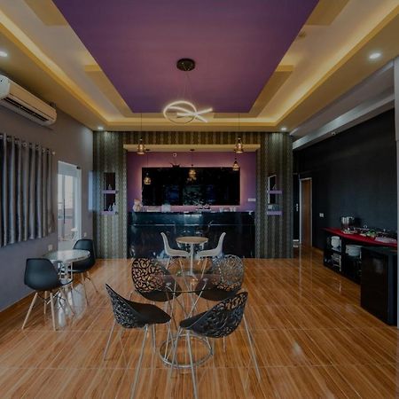 Osaka Hotel Batam Нагоя Екстериор снимка